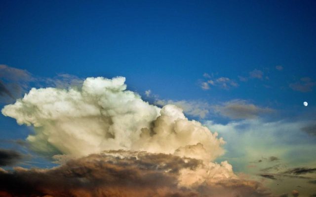 Đánh giá tai nghe không dây tầm trung: chống ồn ấn tượng